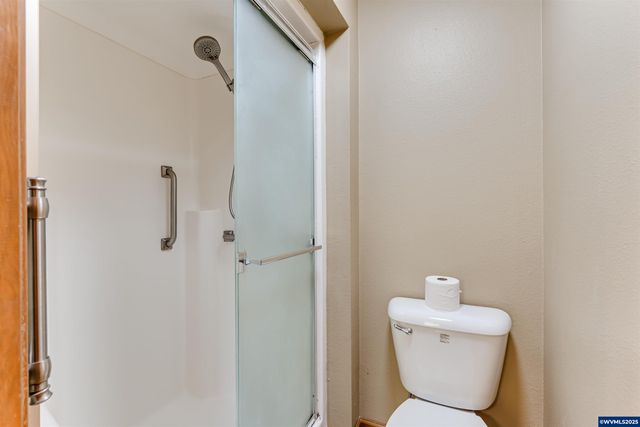 4826 Chestnut Ct SE, Albany, OR 97322