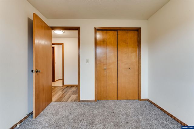 4826 Chestnut Ct SE, Albany, OR 97322