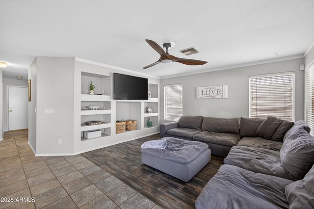 2272 E TORREY PINES Place, Chandler, AZ 85249