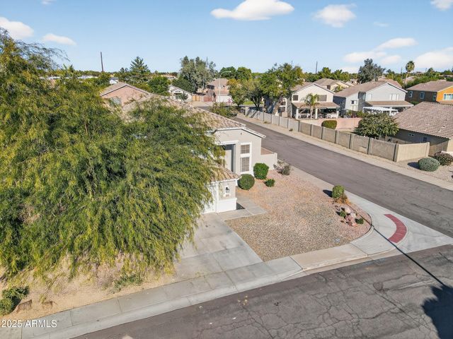 2272 E TORREY PINES Place, Chandler, AZ 85249