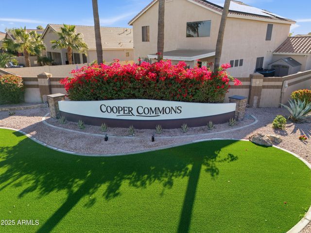 2272 E TORREY PINES Place, Chandler, AZ 85249