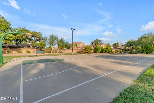 2272 E TORREY PINES Place, Chandler, AZ 85249