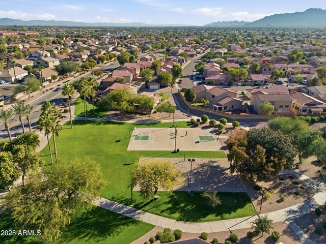 2272 E TORREY PINES Place, Chandler, AZ 85249