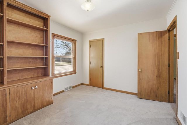 543 4TH STREET, Fond Du Lac, WI 54935