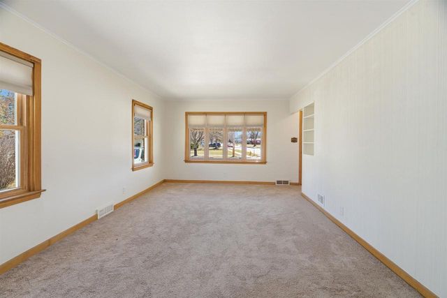 543 4TH STREET, Fond Du Lac, WI 54935