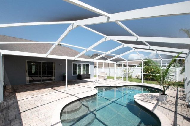 122 ISLAND WATER WAY, Apollo Beach, FL 33572