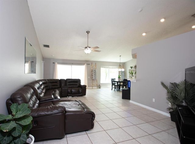 122 ISLAND WATER WAY, Apollo Beach, FL 33572