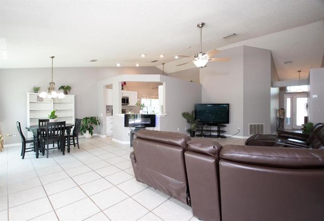 122 ISLAND WATER WAY, Apollo Beach, FL 33572
