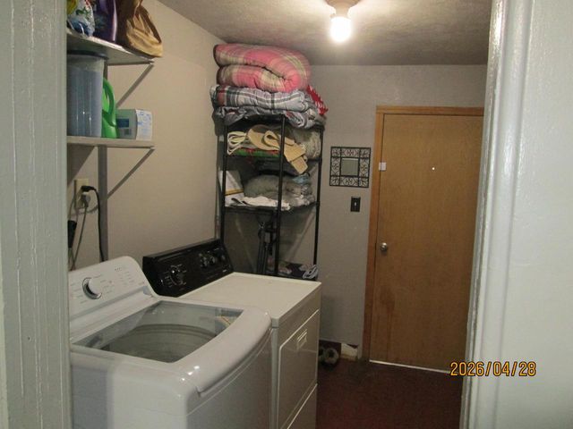 210 E Court STREET, Elkhorn, WI 53121