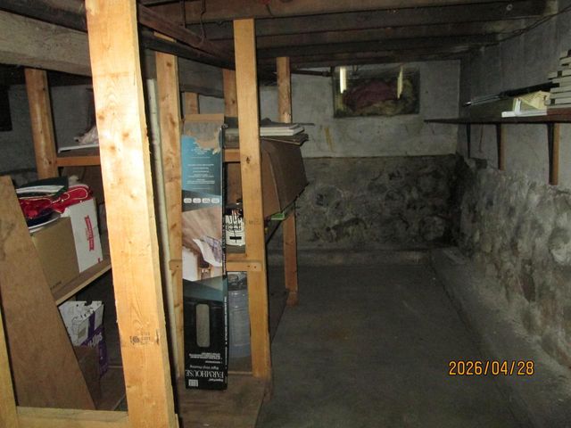 210 E Court STREET, Elkhorn, WI 53121