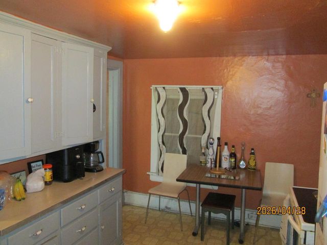 210 E Court STREET, Elkhorn, WI 53121