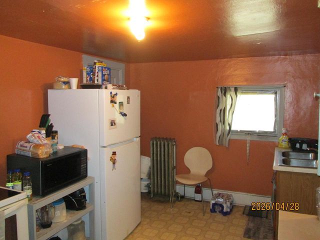 210 E Court STREET, Elkhorn, WI 53121