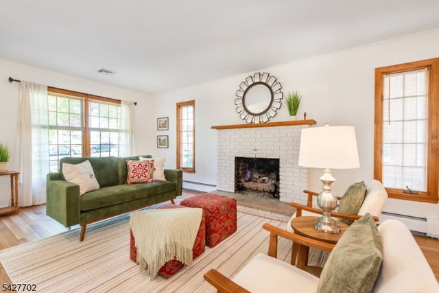 165 W Passaic Ave, Rutherford Boro, NJ 07070