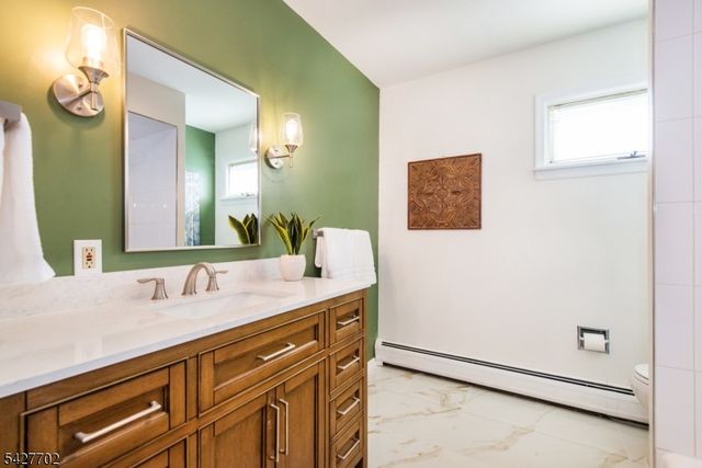 165 W Passaic Ave, Rutherford Boro, NJ 07070