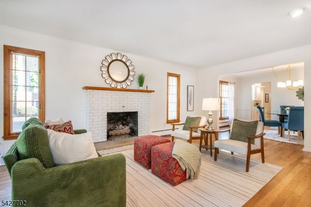 165 W Passaic Ave, Rutherford Boro, NJ 07070