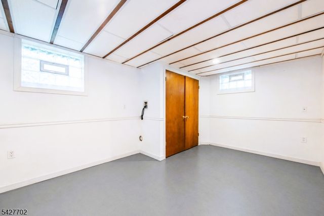 165 W Passaic Ave, Rutherford Boro, NJ 07070