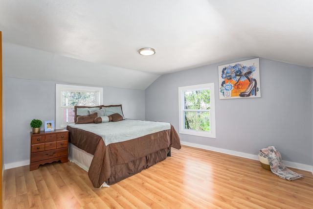 706 N Piatt Ave, Wichita, KS 67214