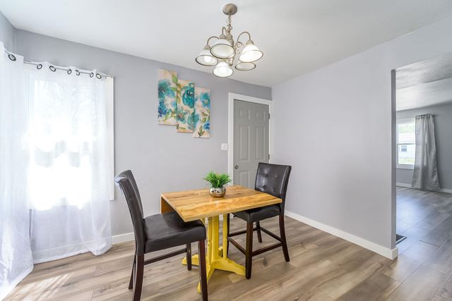 706 N Piatt Ave, Wichita, KS 67214