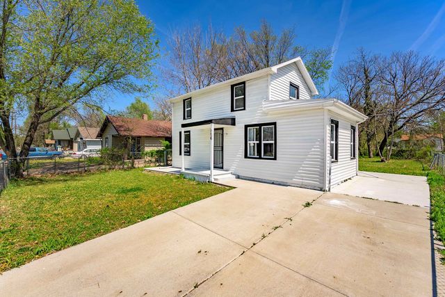 706 N Piatt Ave, Wichita, KS 67214