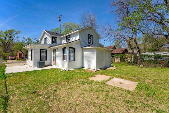 706 N Piatt Ave, Wichita, KS 67214