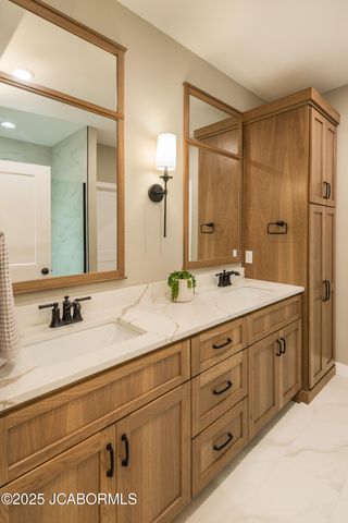 5608 BIRCH CREEK LANE, Jefferson City, MO 65101