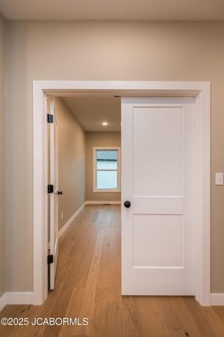 5608 BIRCH CREEK LANE, Jefferson City, MO 65101