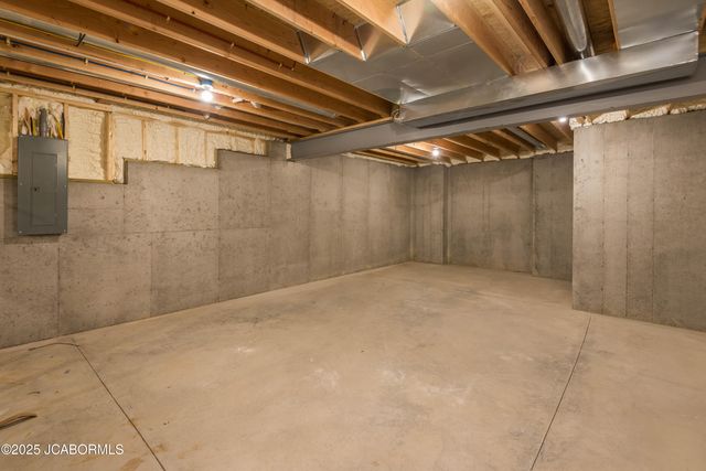 5608 BIRCH CREEK LANE, Jefferson City, MO 65101