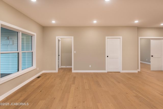 5608 BIRCH CREEK LANE, Jefferson City, MO 65101