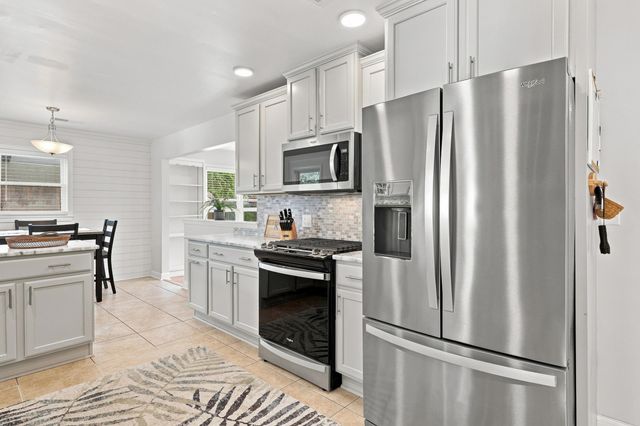 7711 Woodland Dr., Myrtle Beach, SC 29572