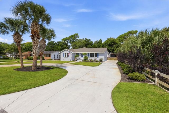 7711 Woodland Dr., Myrtle Beach, SC 29572