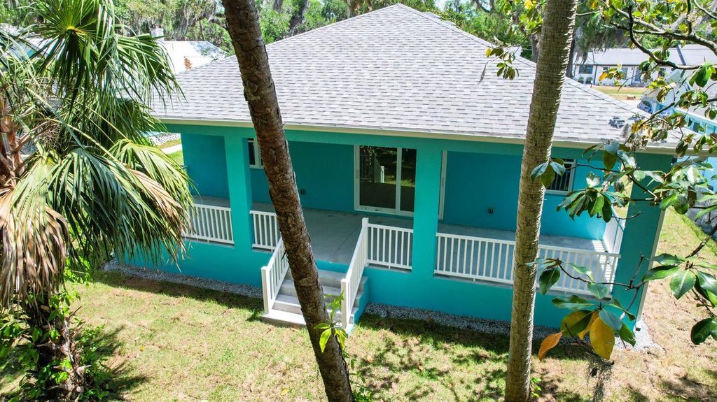 Image 12 of property listing at 1209 PALMETTO STREET, New Smyrna Beach, FL 32168