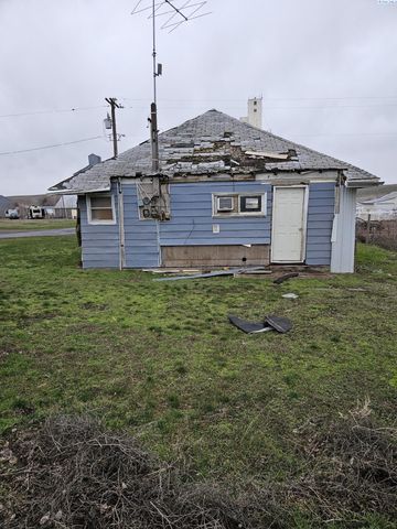 511 S Crystal Ave, La Crosse, WA 99143