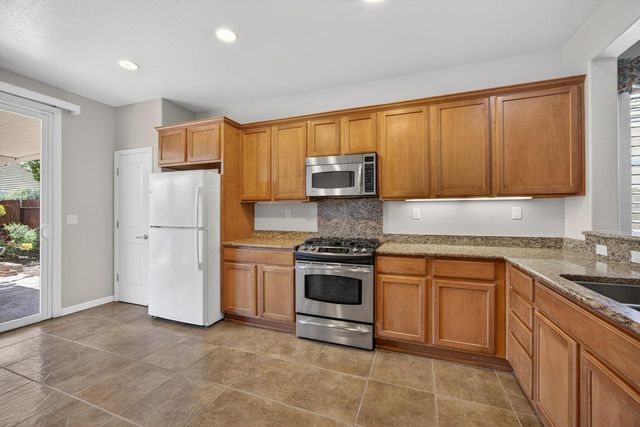 7540 Abbey, Elk Grove, CA 95757