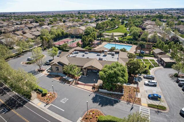 7540 Abbey, Elk Grove, CA 95757