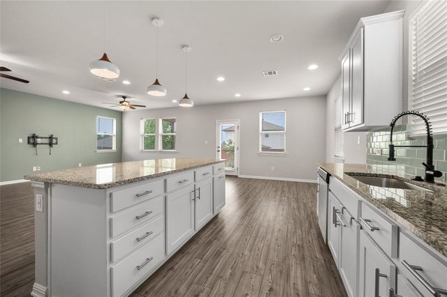 101 Lambert ST, Leander, TX 78641
