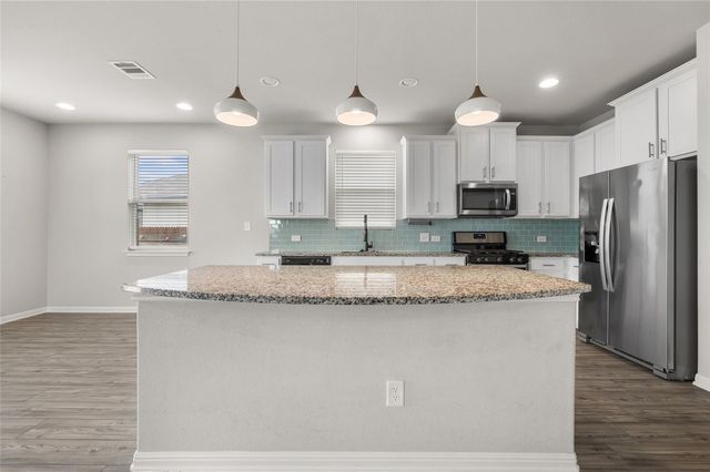 101 Lambert ST, Leander, TX 78641