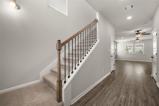 101 Lambert ST, Leander, TX 78641