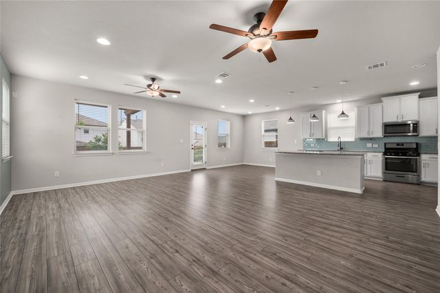 101 Lambert ST, Leander, TX 78641