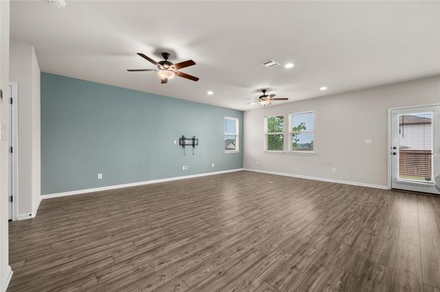 101 Lambert ST, Leander, TX 78641