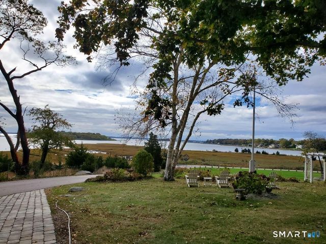 27 Gled Hill Street, Stonington, CT 06355