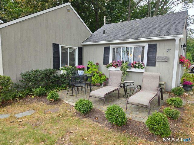 27 Gled Hill Street, Stonington, CT 06355