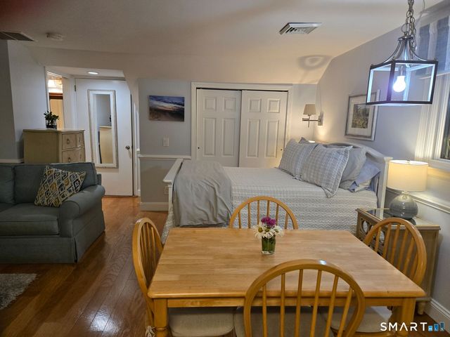 27 Gled Hill Street, Stonington, CT 06355