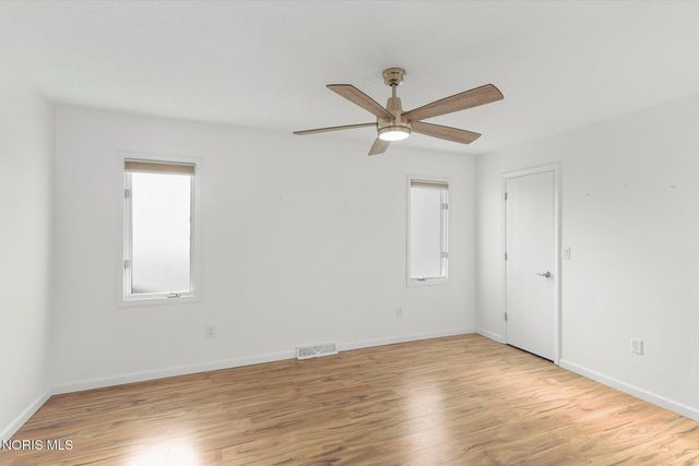 6804 Woodmeadow Drive, Toledo, OH 43617
