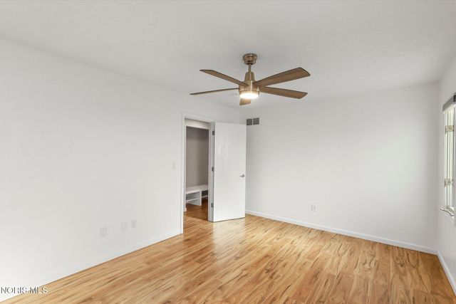 6804 Woodmeadow Drive, Toledo, OH 43617