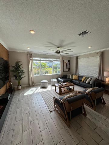 4040 Marina Way, Deerfield Beach, FL 33064