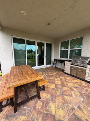 4040 Marina Way, Deerfield Beach, FL 33064