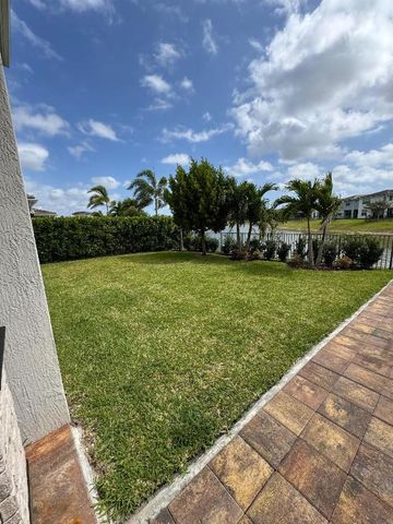 4040 Marina Way, Deerfield Beach, FL 33064