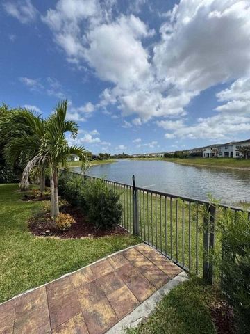 4040 Marina Way, Deerfield Beach, FL 33064