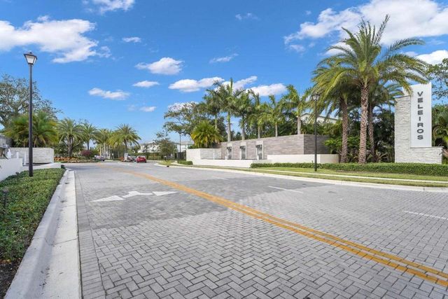 4040 Marina Way, Deerfield Beach, FL 33064