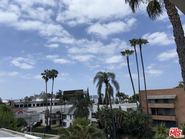 1550 N Laurel Avenue 301, Los Angeles, CA 90046